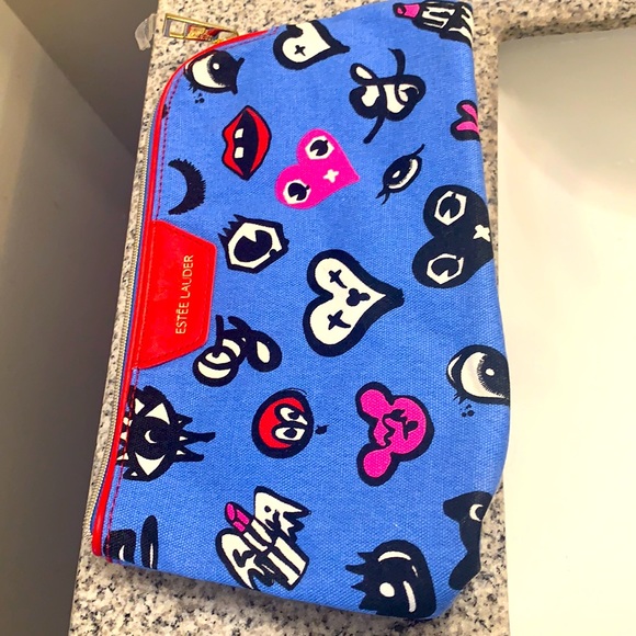 Estee Lauder makeup bag - Picture 2 of 2